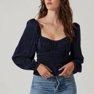 Astr The Label | Ziva Plisse Long
Sleeve Top | Size S | Navy